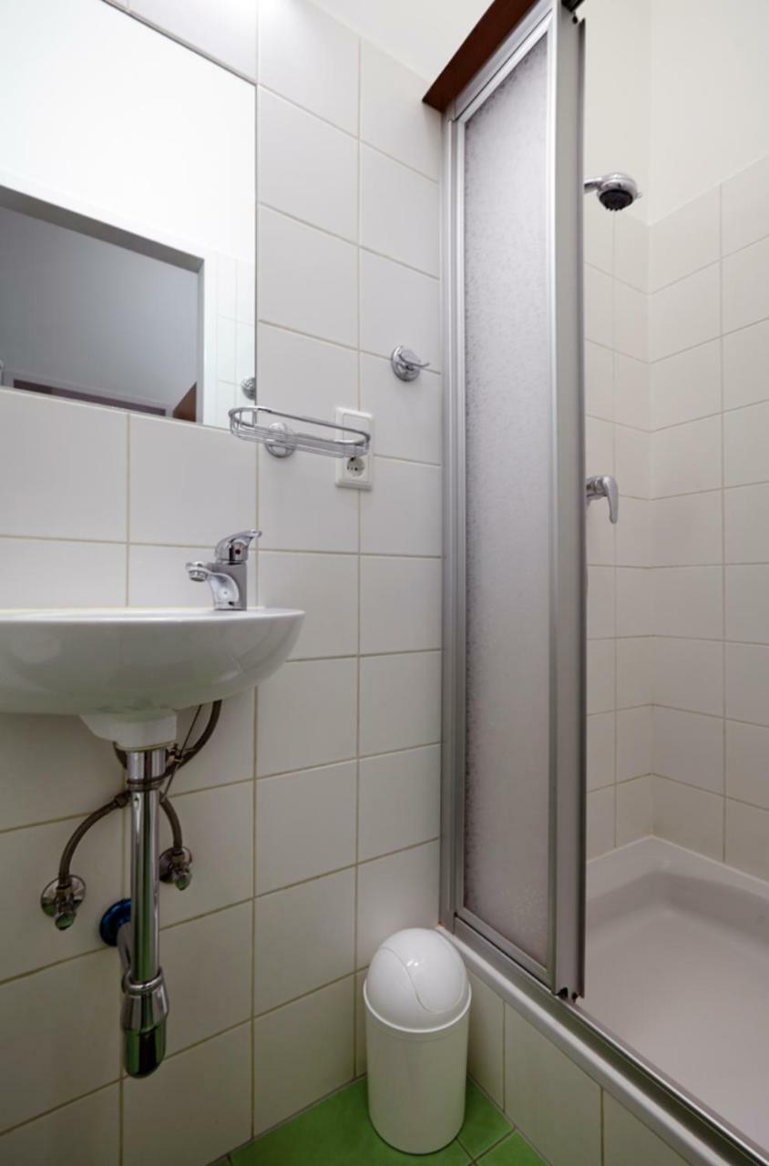Lovely Apartments In A Quiet Area Close To The City Center Вена Экстерьер фото
